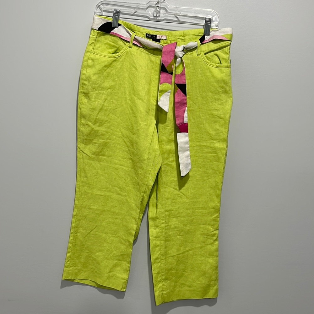 Lime green Linen crop style 22” inseam pants size 8 colorful